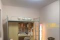 大學(xué)生花850買上床下桌臥室變宿舍 在家體驗(yàn)宿舍的感覺